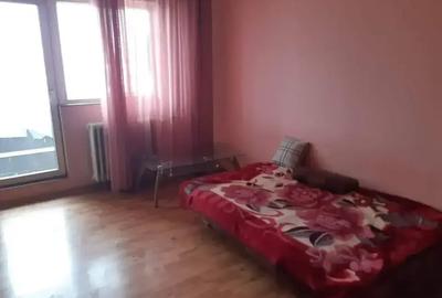 Apartament cu 4 camere semidecomandat în Rahova - 4