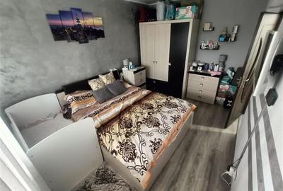 Apartament de vanzare 3 camere decomandat Mioritei/Bradului - 13