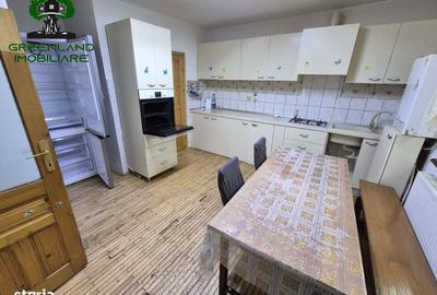 Casă cu 4 camere în Podul de Fier - 3