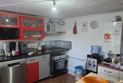 Vand casa 4 camere - 4