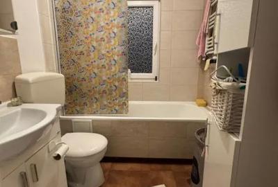 Apartament cu 3 camere semidecomandat în Progresul - 11
