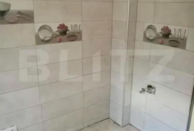 Casă cu 2 camere cu Teren 110 Mp în Central - 3