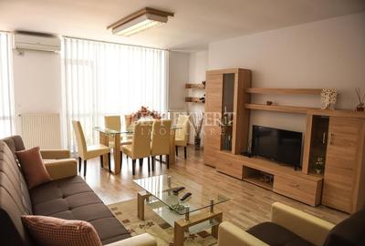 Apartament cu 3 camere decomandat în Theodor Pallady