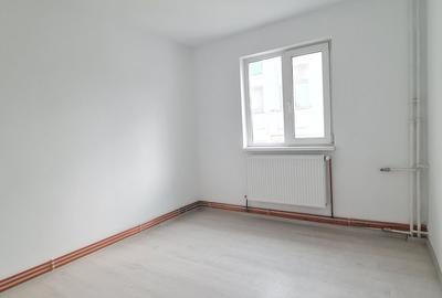 Apartament 2 camere Tractorul - 4