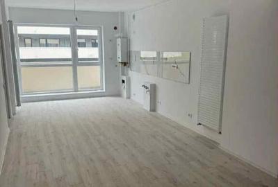 Apartament 2 camere, decomandat - zona Tractorul - 1