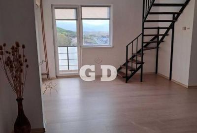 Apartament cu 3 camere decomandat, mobilat în Tilișca - 1