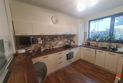 Casă individuală cu 4 camere cu Canalizare în Central - 23