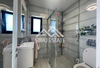 Duplex cu 5 camere cu Canalizare în Cristian - 21