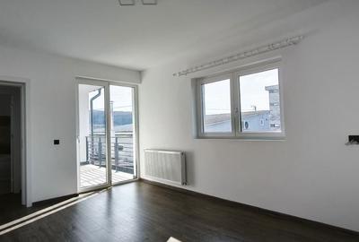 Casă cu 4 camere în Poienița - 9