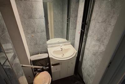 Apartament cu 4 camere decomandat în Central - 4