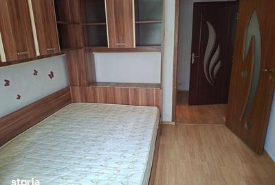 Apartament cu 3 camere semidecomandat în Central - 8
