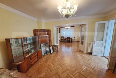 Casă cu 4 camere cu Canalizare în Central - 9