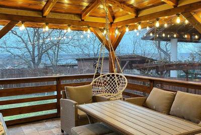 Casă cu 4 camere în Central - 2