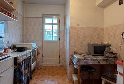 Apartament cu 2 camere decomandat în Mazepa 2 - 8