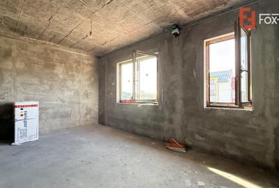 Duplex cu 4 camere cu Canalizare în Ghiroda - 9