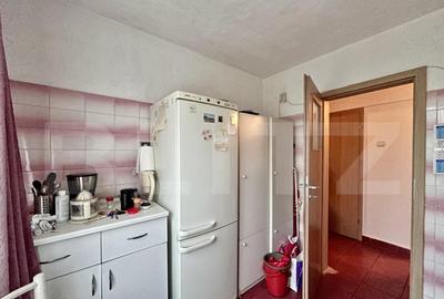 Apartament cu 3 camere, 56 mp, zona Cina - 1