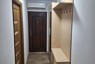 Apartament cu 2 camere decomandat, mobilat în Plăvăț II - 2