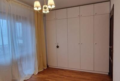 Apartament cu 3 camere semidecomandat în Otopeni - 12