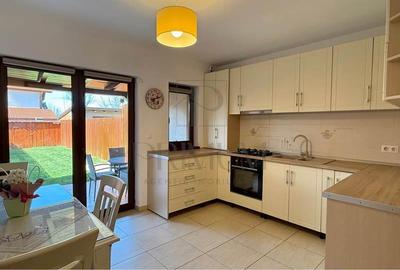 Casă cu 4 camere cu Canalizare în Dumbrăvița - 2