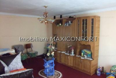 Vanzare casa-Imobiliare MAXICONFORT - 5