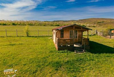 Casă cu 2 camere cu Canalizare în Exterior Est - 2