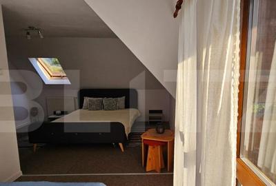 Casă cu 16 camere cu Teren 1663 Mp în Central