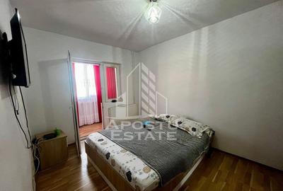 Apartament 3 camere,etaj 3,zona UMT - 8