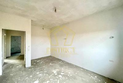 Casă cu 4 camere cu Teren 300 Mp în Moșnița Veche