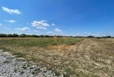 Teren de 1391 mp, în Sânmartin - 1