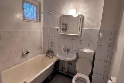 Apartament cu 2 camere, etaj 2/4, zona Podu Ros - 7