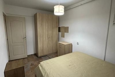 Inchiriez apartament - 3