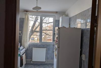 Apartament cu 3 camere semidecomandat în Țiglina 1 - 7