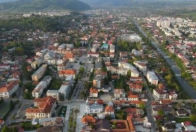 4.500 mp teren intravilan, spectru  apreciativ, Campulung Muscel, Arges
