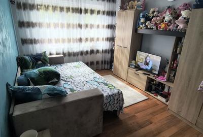 Garsonieră decomandată în Viziru 1 - 7