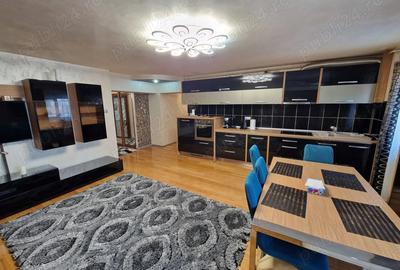 Apartament cu 3 camere decomandat în Central - 2