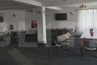 Spațiu comercial, de 200 mp, în Central - 2