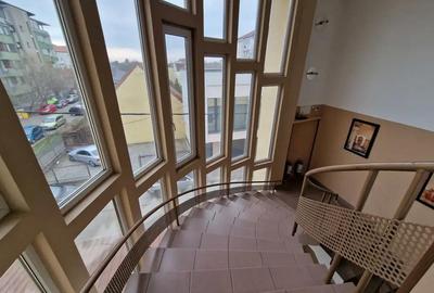 Spațiu comercial, de 400 mp, în Girocului - 20