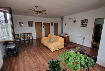 Casa de vanzare in zona Comuna Berceni / Bld 1 Mai - 2