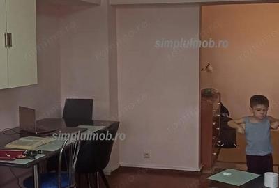 Apartament cu 3 camere decomandat, mobilat în Alba Iulia - 17