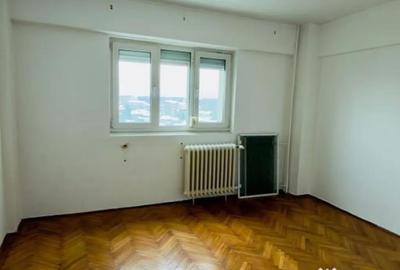 Apartament cu 4 camere decomandat în Titulescu - 1