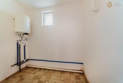 Casa 4 camere de Vanzare - 25