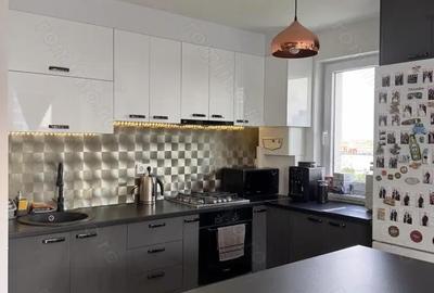 Apartament cu 2 camere semidecomandat, mobilat în Aradului - 3