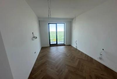 Apartament cu 3 camere decomandat în Central - 10