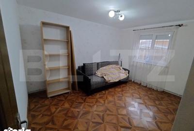 Casă cu 4 camere cu Teren 296 Mp în Central - 2