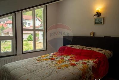 Casă cu 4 camere cu Teren 36 Mp în Valea Alba - 5