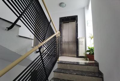 Birou, de 50 mp, în P-ța Muncii - 3