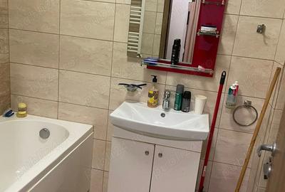 Garsonieră decomandată în Central