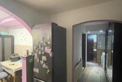Apartament cu 3 camere decomandat, mobilat în Hotvon - 2