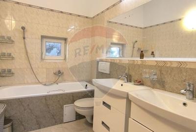 Casa tip duplex de inchiriat - 44