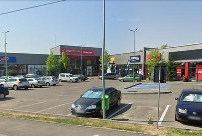 GALERIA COMERCIALA HUSI - 2